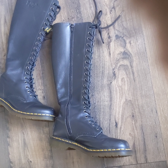 Dr. Martens Black Lace-Up Knee-High Boots - Picture 2 of 7